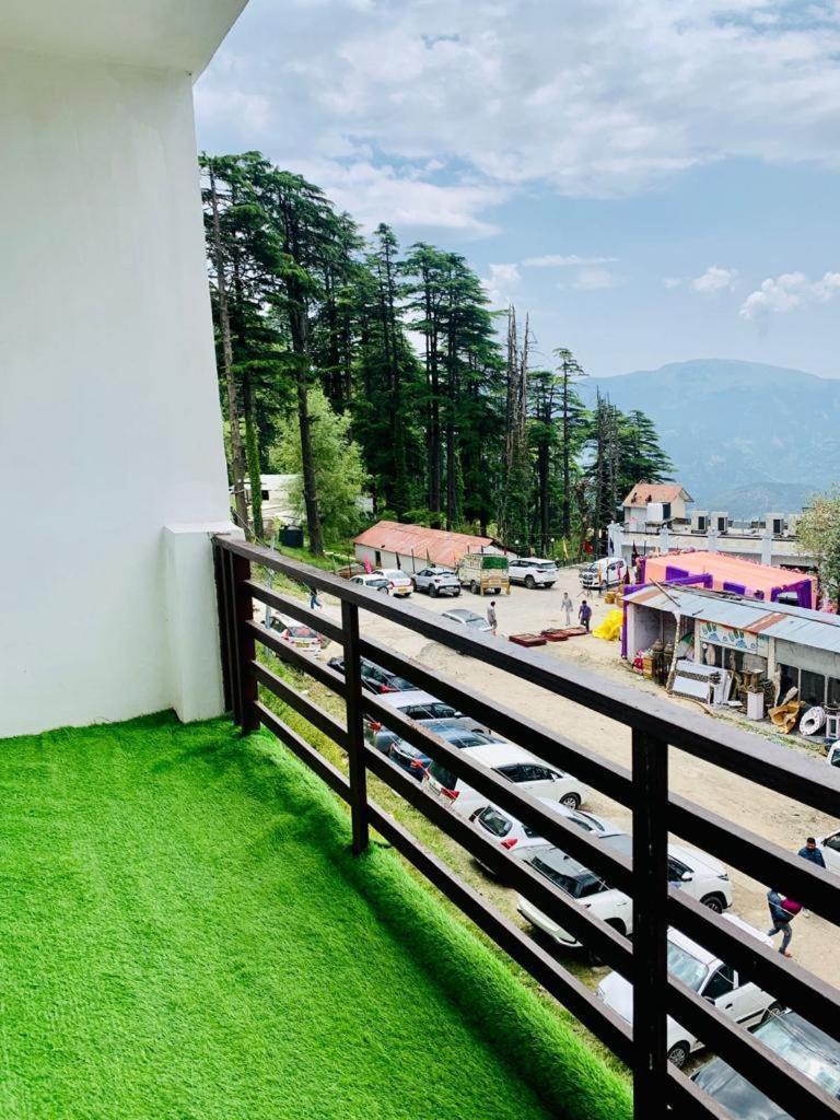 Hotel Patnitop By Emt Екстериор снимка